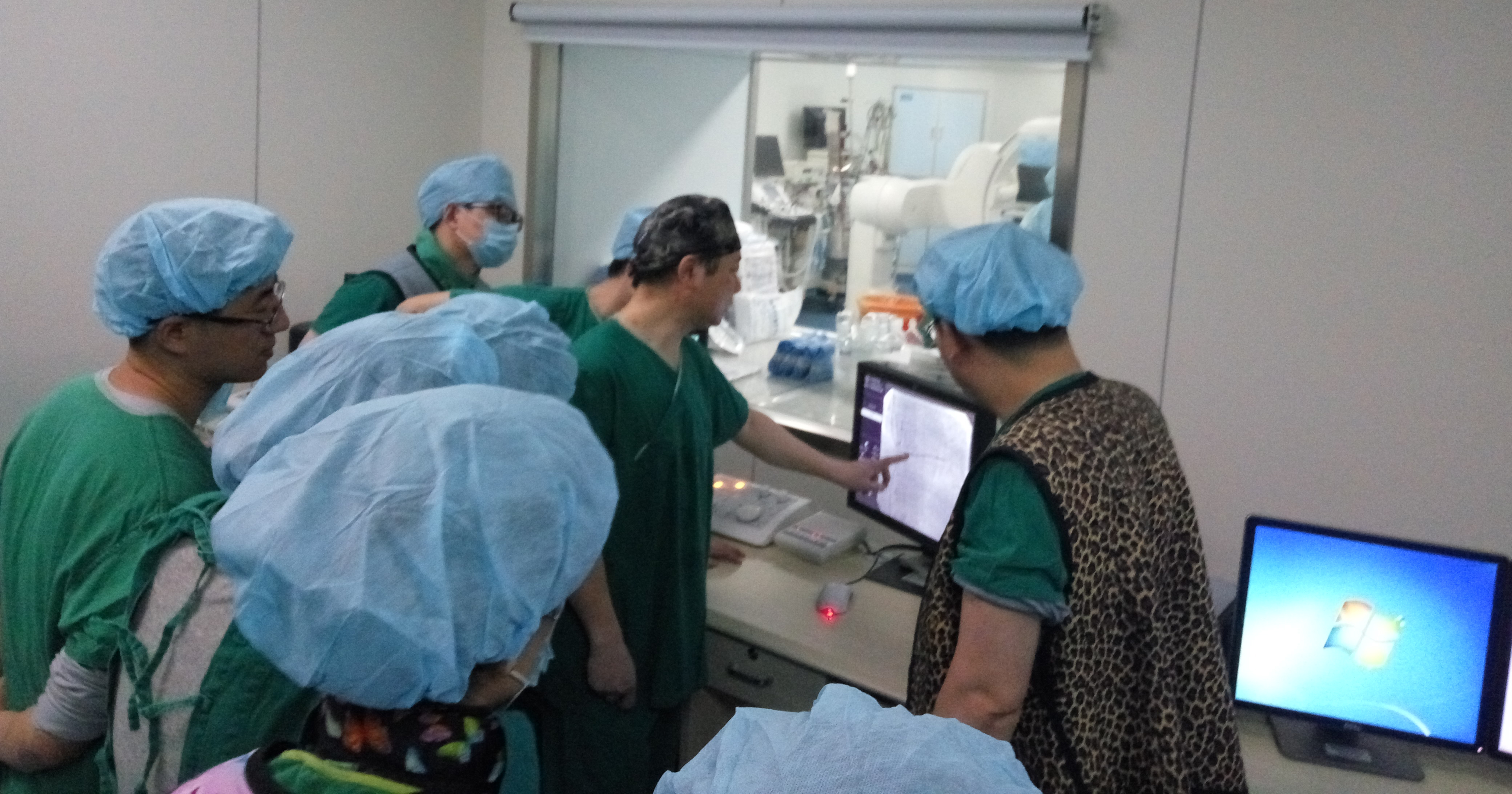 新疆医科大学第一附属医院双螺旋&CRT植入技术全国培训班顺利举办