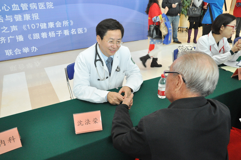 当我们在做“公益讲座”时,我们在说什么——线下健康公益讲座生命力不熄