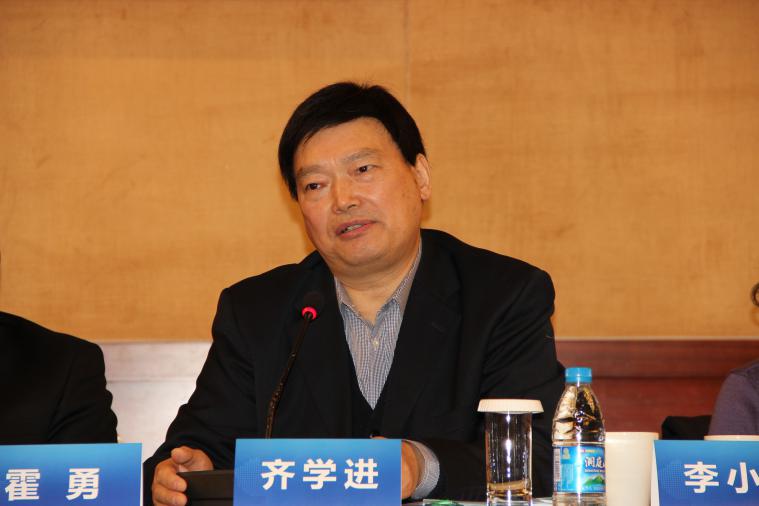 心血管病学试点专科委员会第一次工作会议在苏州举行