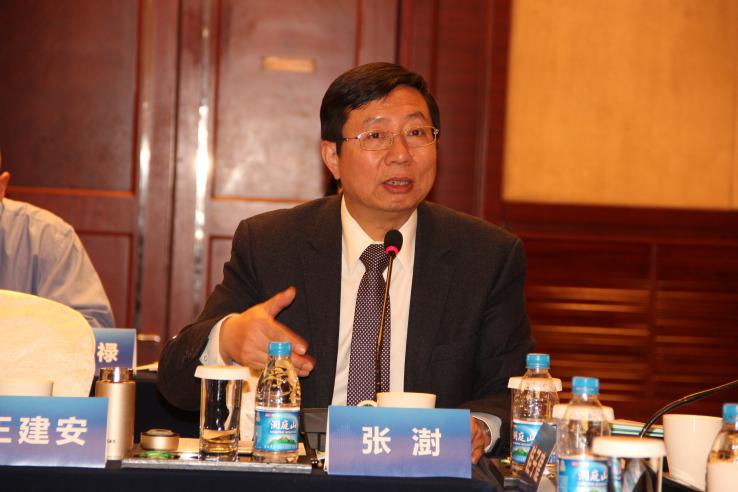 心血管病学试点专科委员会第一次工作会议在苏州举行