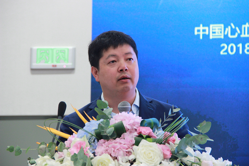 4-曾文明秘书长介绍项目.JPG